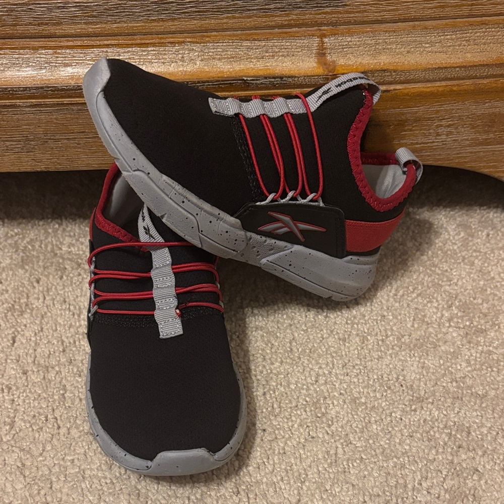Reebok Black and Red Sneakers with Gray Accents